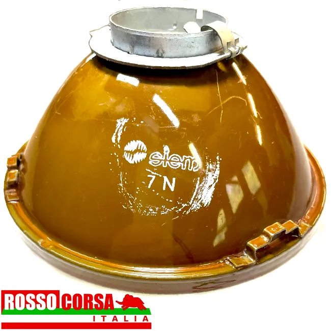 Gruppo ottico anteriore centrale Fulvia 1°serie. Originale Siem, usato ottime condizioni. Faro visione laterale posteriore