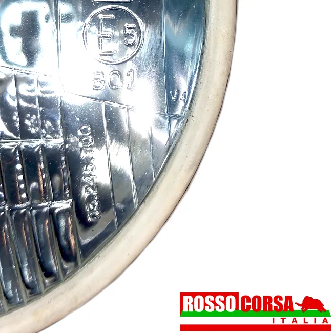 Gruppo ottico anteriore centrale Fulvia 2°serie. Originale Carello, usato ottime condizioni. Dettaglio scritte faro