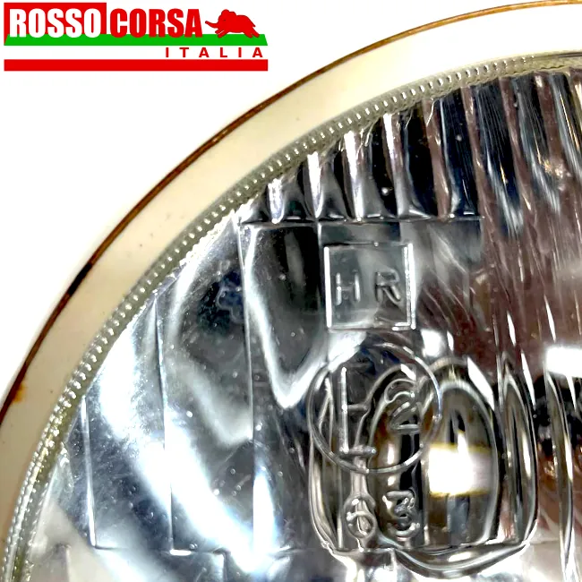 Gruppo ottico anteriore centrale Fulvia 2°serie. Originale Siem, usato ottime condizioni. Dettaglio scritte faro